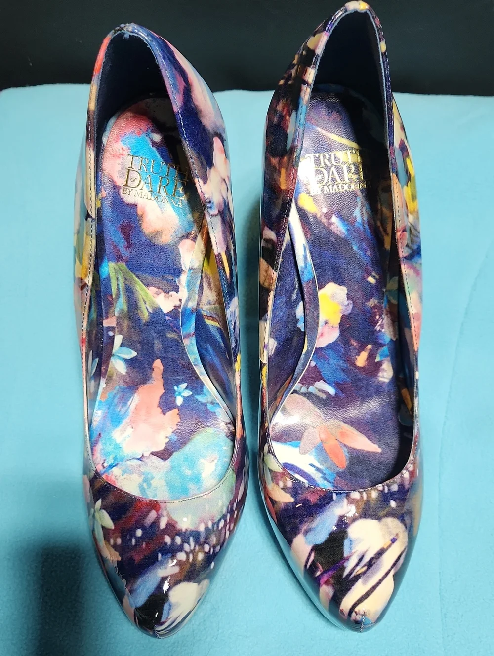 Madonna Truth Or Dare Floral Patent Almond Toe 6” Pumps! 1.5” Hidden Pltfrm